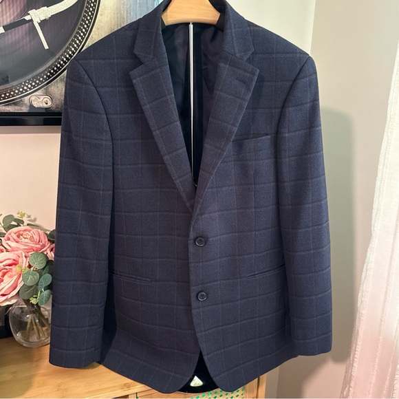 Tommy Hilfiger Other - Tommy Hilfiger Men’s Plaid Sport Coat Size 38S